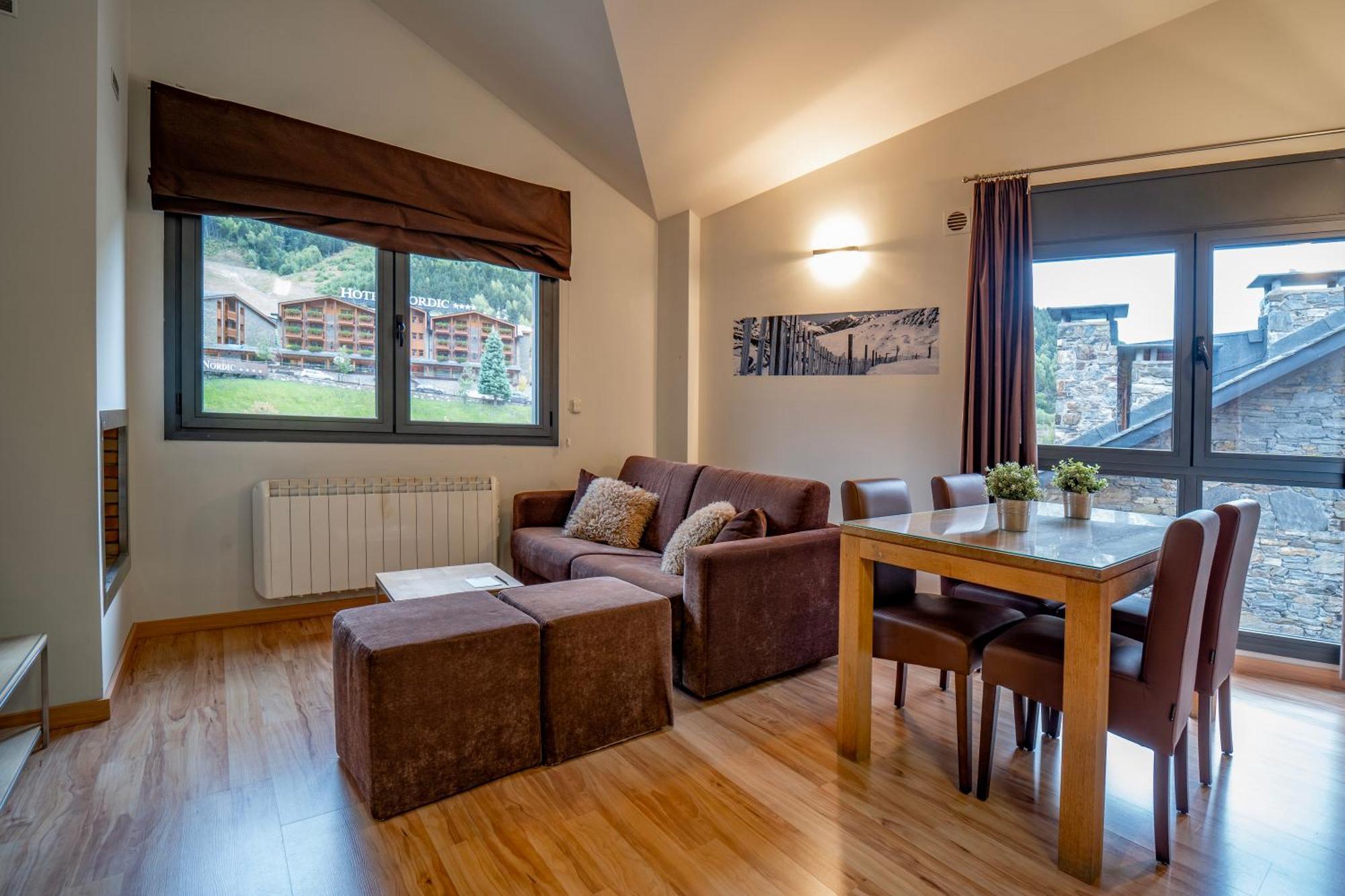 Apartaments Superior เอลตาร์แตร์ ภายนอก รูปภาพ