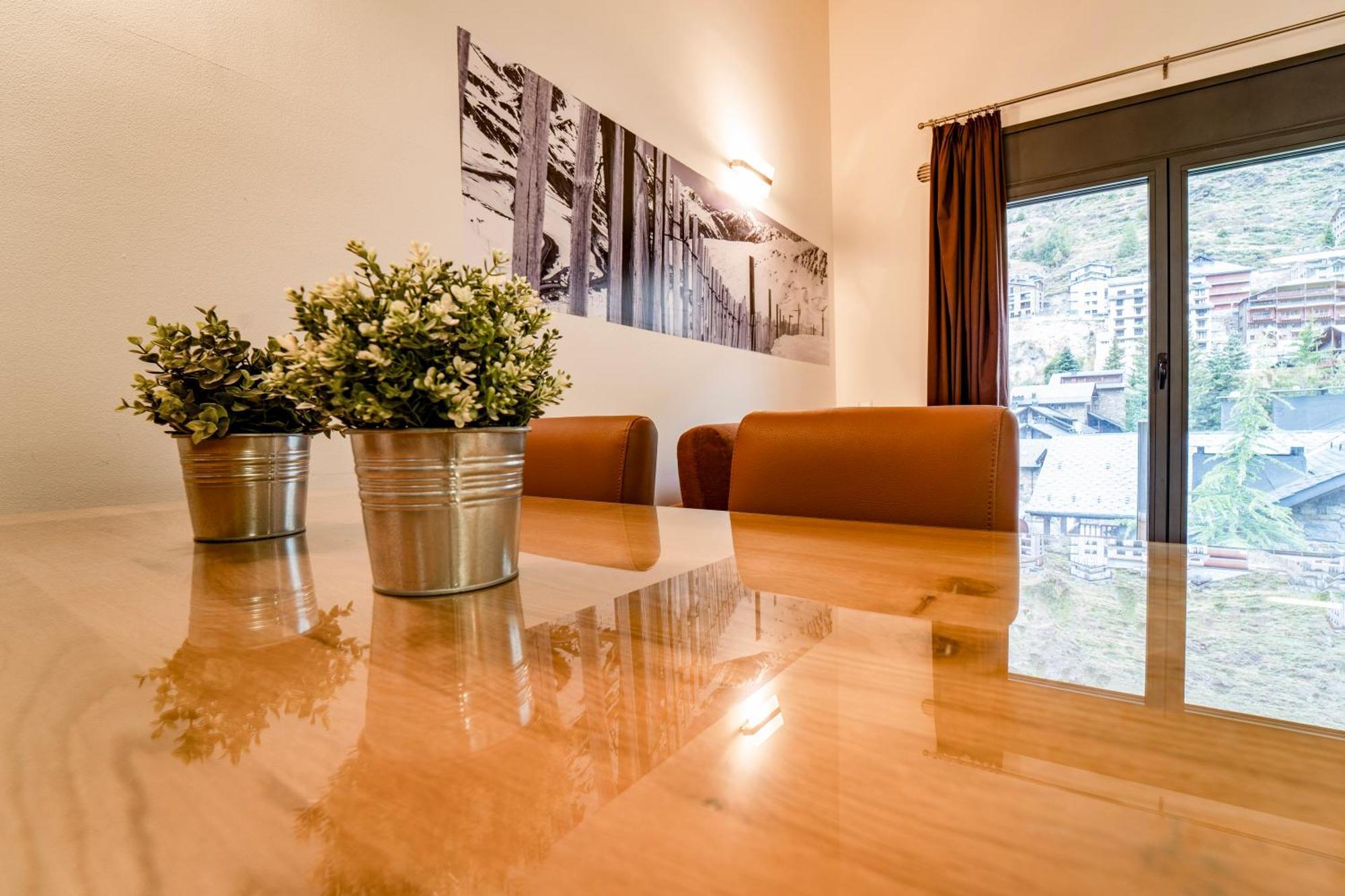 Apartaments Superior เอลตาร์แตร์ ภายนอก รูปภาพ