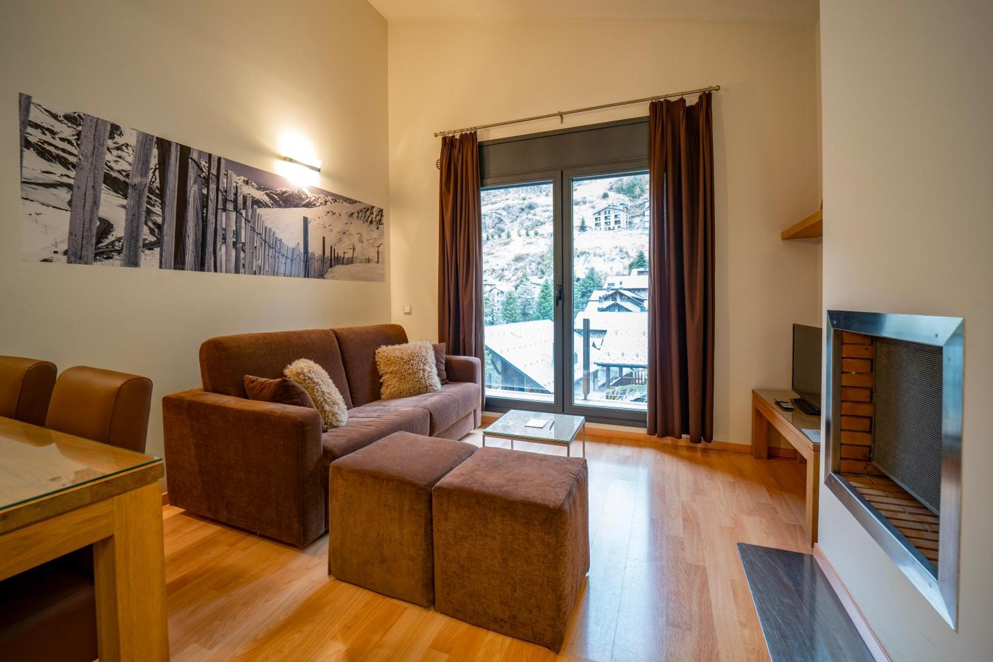 Apartaments Superior เอลตาร์แตร์ ภายนอก รูปภาพ