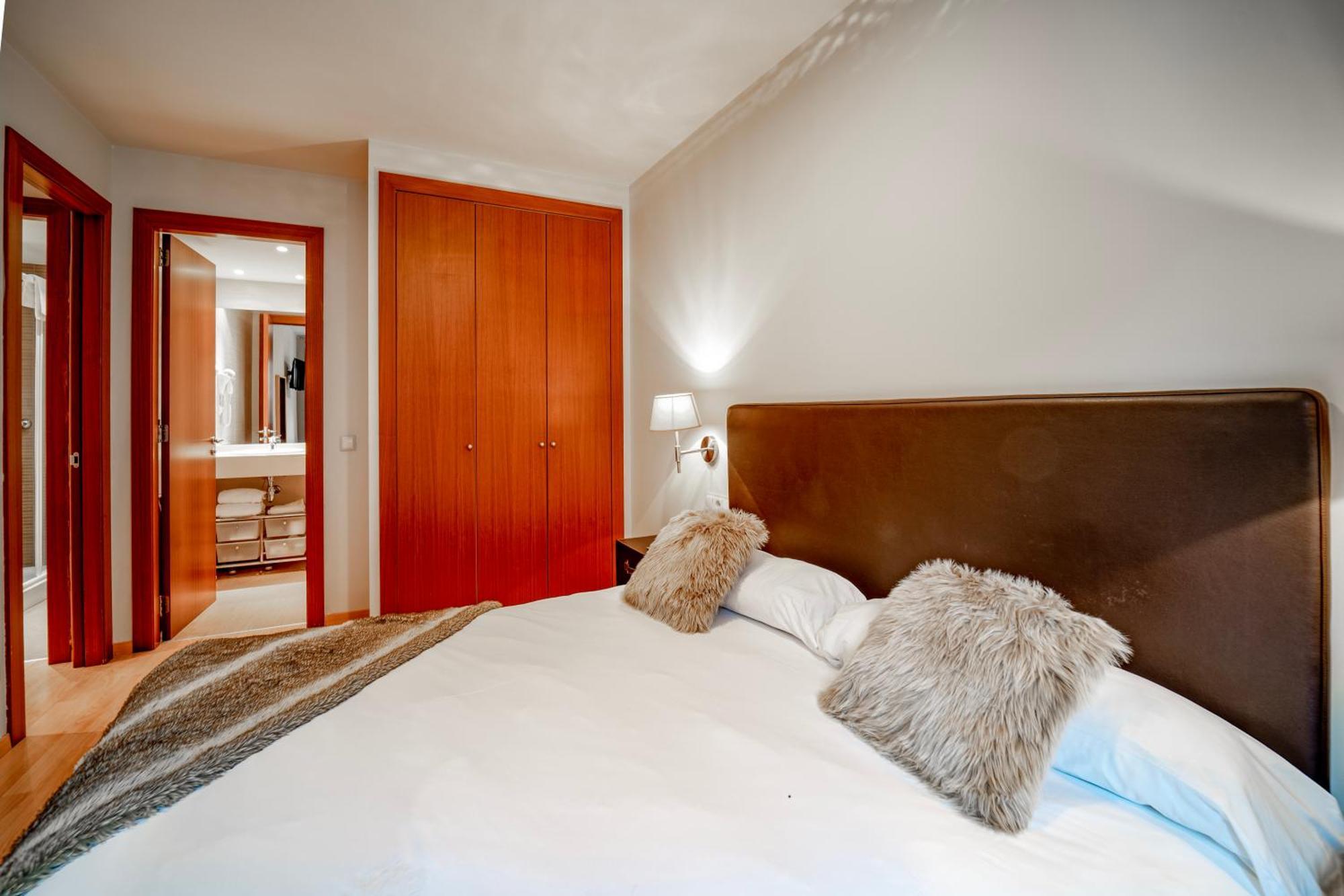 Apartaments Superior เอลตาร์แตร์ ภายนอก รูปภาพ