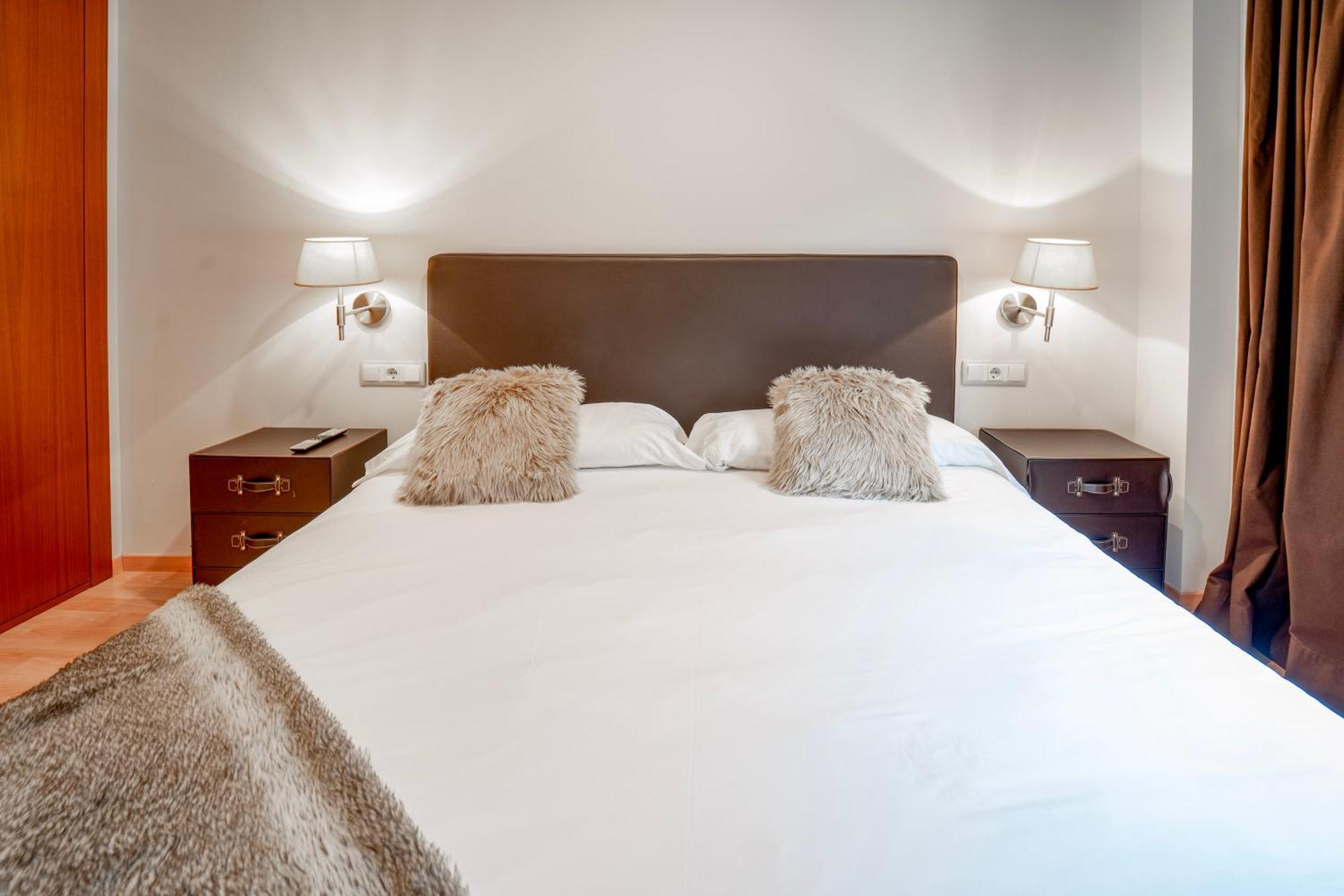 Apartaments Superior เอลตาร์แตร์ ภายนอก รูปภาพ