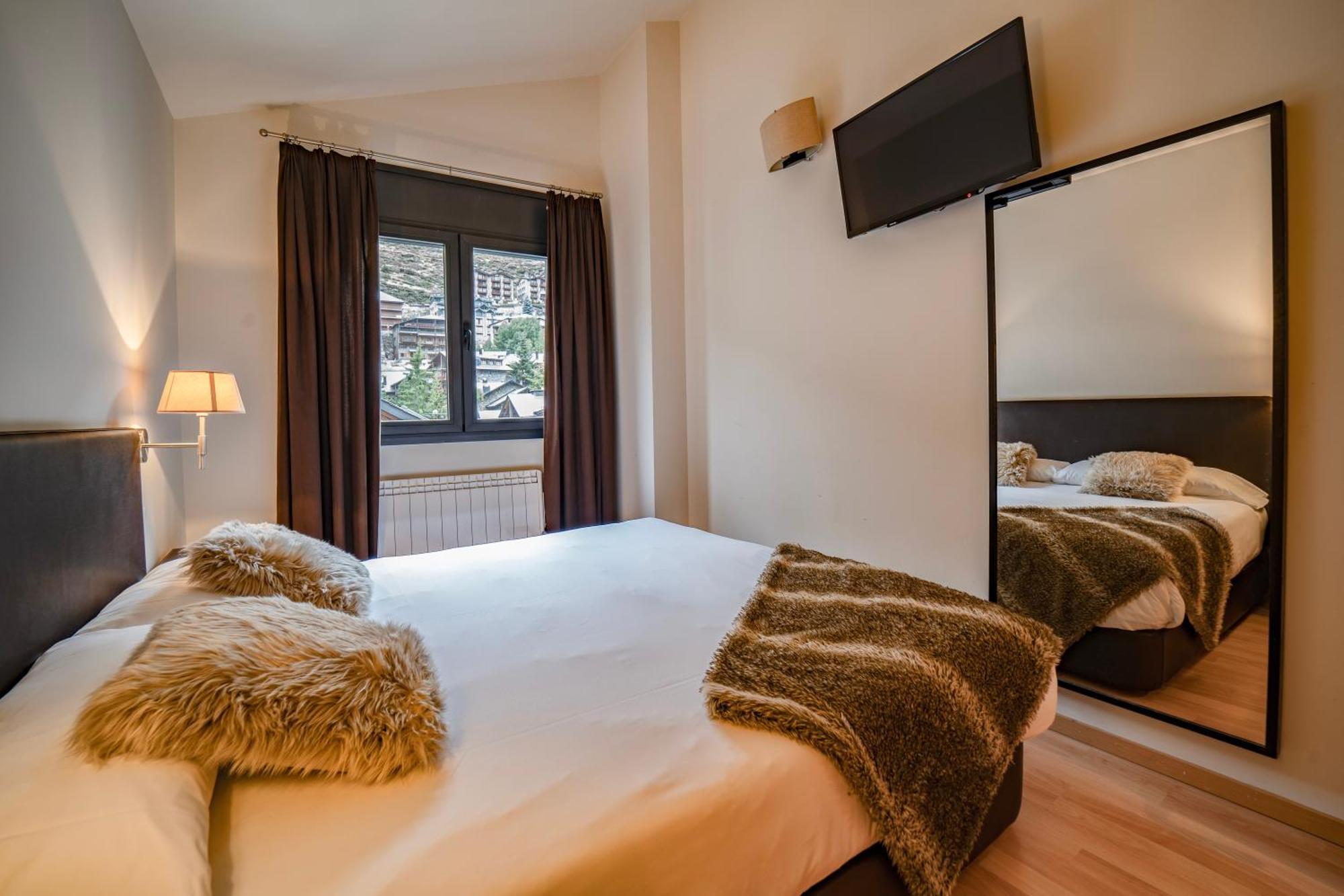 Apartaments Superior เอลตาร์แตร์ ภายนอก รูปภาพ