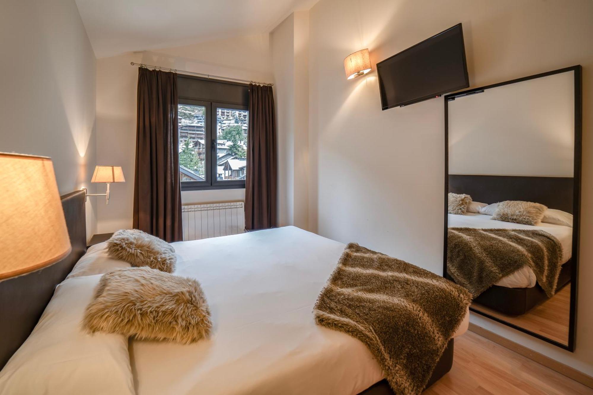 Apartaments Superior เอลตาร์แตร์ ภายนอก รูปภาพ