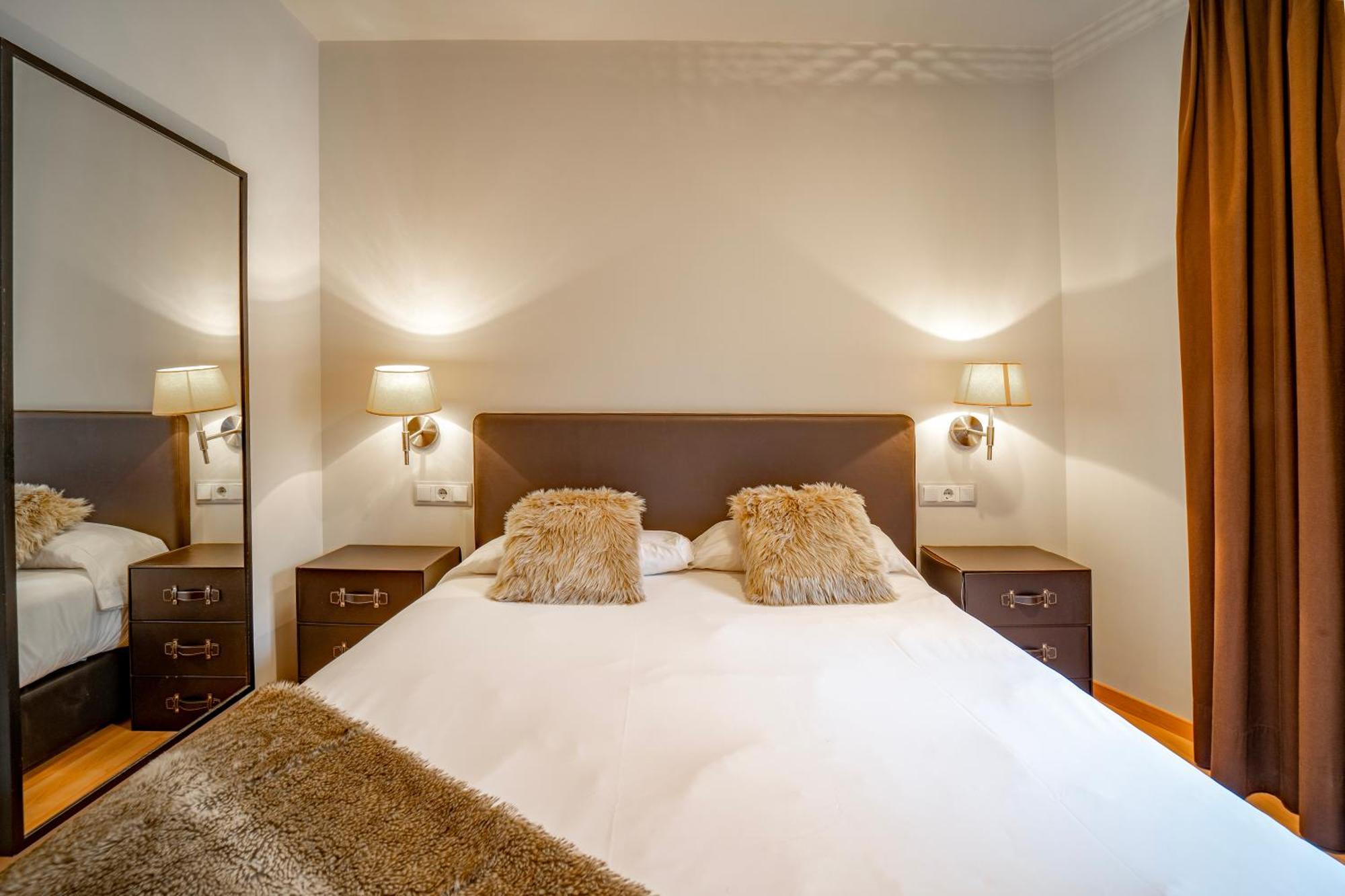 Apartaments Superior เอลตาร์แตร์ ภายนอก รูปภาพ